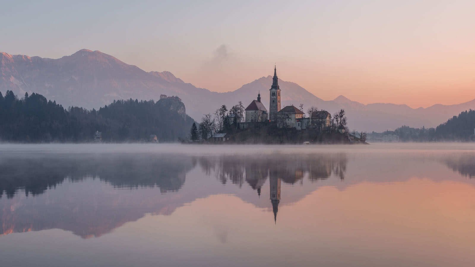 church-in-the-middle-of-lake